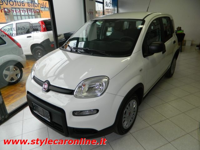 FIAT Panda 1.0 Hybrid 70CV - PRONTA CONSEGNA Immagine 3