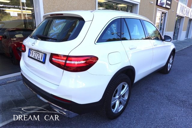 MERCEDES-BENZ GLC 220 d 4Matic Sport GANCIO TRAINO Immagine 4