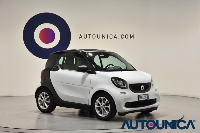 SMART ForTwo 1.0 BENZINA YOUNGSTER AUTOMATICA Immagine 2