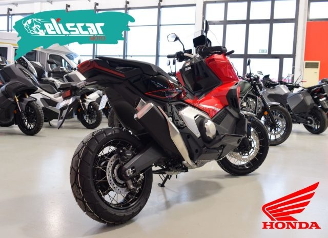 HONDA X-ADV 750 X-ADV 2024 Special Edition Immagine 3