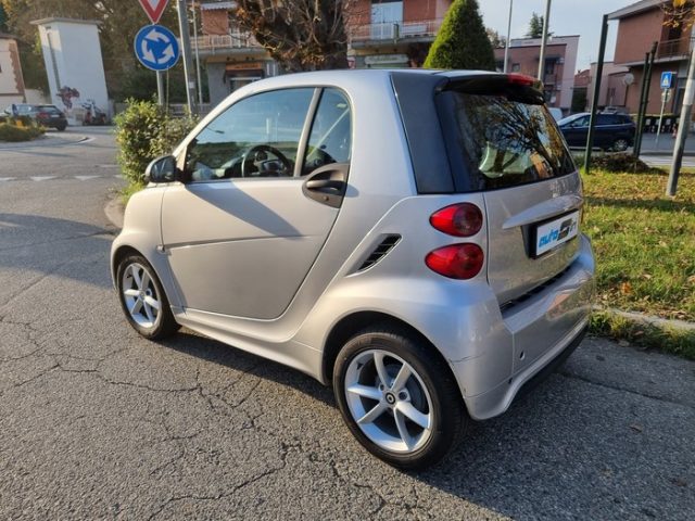 SMART ForTwo 1000 62 kW coupé passion Immagine 2