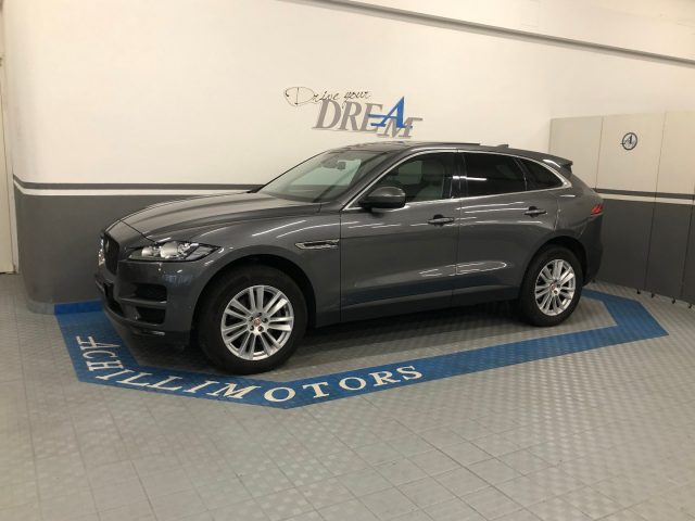 JAGUAR F-Pace 3.0 D V6 300 CV AWD aut. Prestige Immagine 1