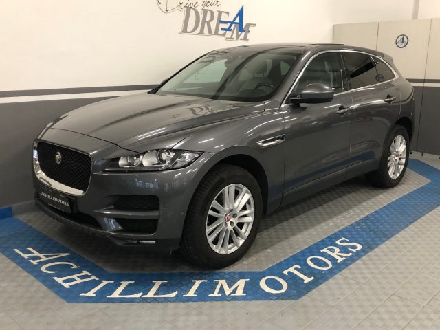 JAGUAR F-Pace 3.0 D V6 300 CV AWD aut. Prestige Immagine 2