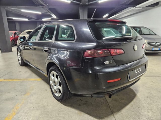 ALFA ROMEO 159 1.9 JTDm 16V Sportwagon Immagine 4