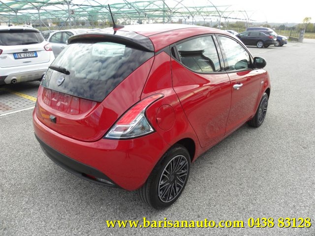 LANCIA Ypsilon 1.2 69 CV 5 porte GPL Ecochic Immagine 2