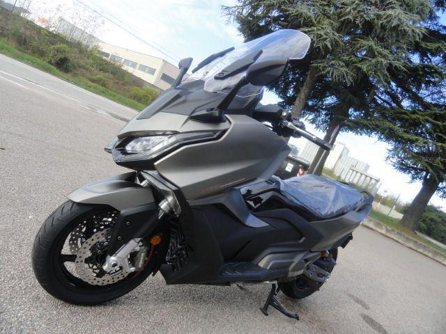 KYMCO AK 550 AK 550 PREMIUM Immagine 3