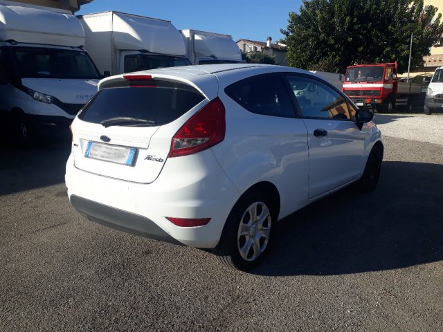 FORD Fiesta VAN [V13] Immagine 2