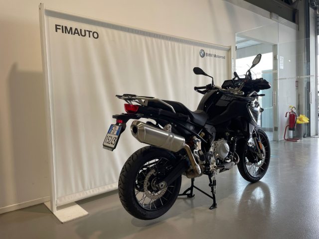 BMW F 850 GS TRIPLE BLACK Immagine 2