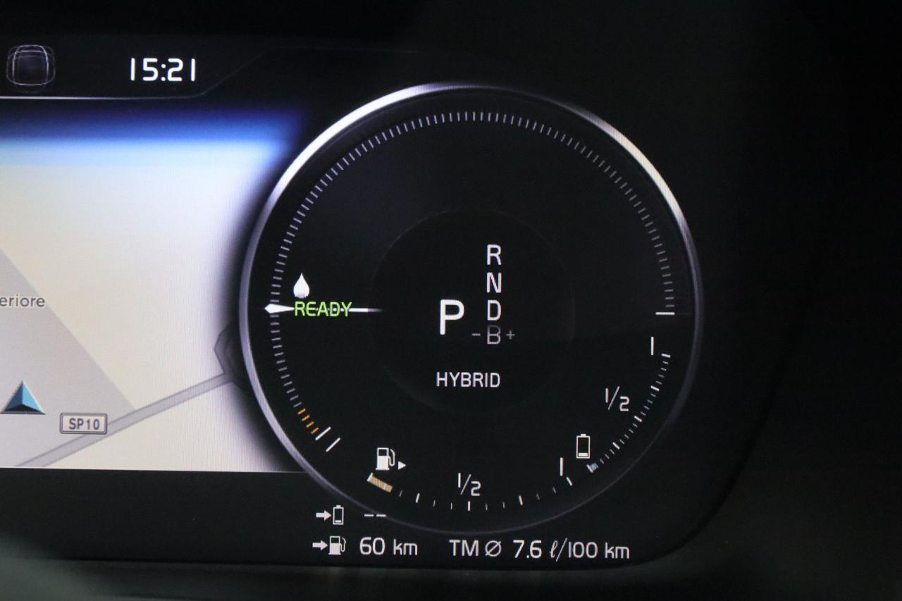 XC40 T4 Recharge Plug-in Hybrid Inscription Expression
