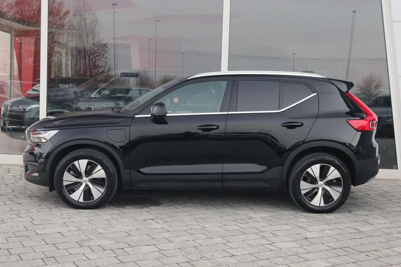 XC40 T4 Recharge Plug-in Hybrid Inscription Expression