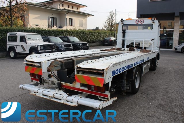 NISSAN L70.09  CARROATTREZZI PATENTE C Immagine 1