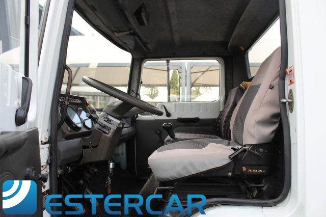 NISSAN L70.09  CARROATTREZZI PATENTE C Immagine 3