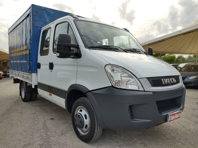 IVECO Daily 35C13  2.3 Doppia Cabina Passo 3750 Immagine 0