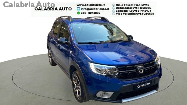 DACIA Sandero Stepway 1.0 TCe 100CV ECO-G 15th Anniversary Immagine 1