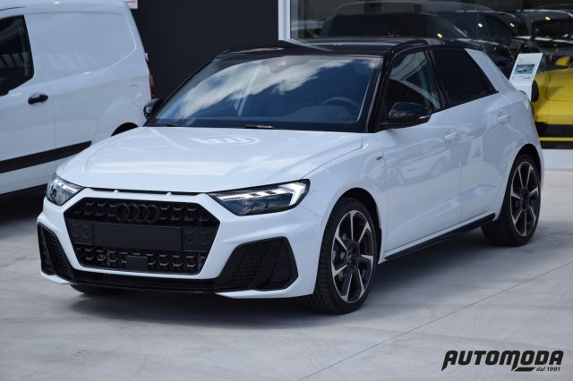 AUDI A1 1.0TFSI Stronic Identity black Immagine 0