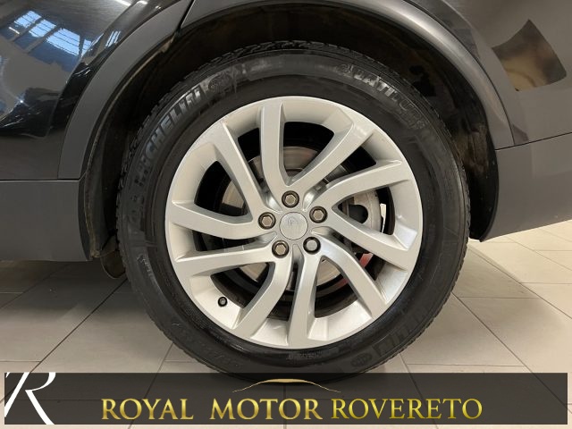 LAND ROVER Discovery 2.0 SD4 240 CV HSE 7 POSTI !! TETTO !! Immagine 3