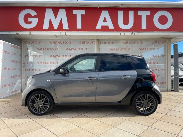 SMART ForFour 0.9 90CV BRABUS STYLE PANORAMA LED NAVIGATORE Immagine 1