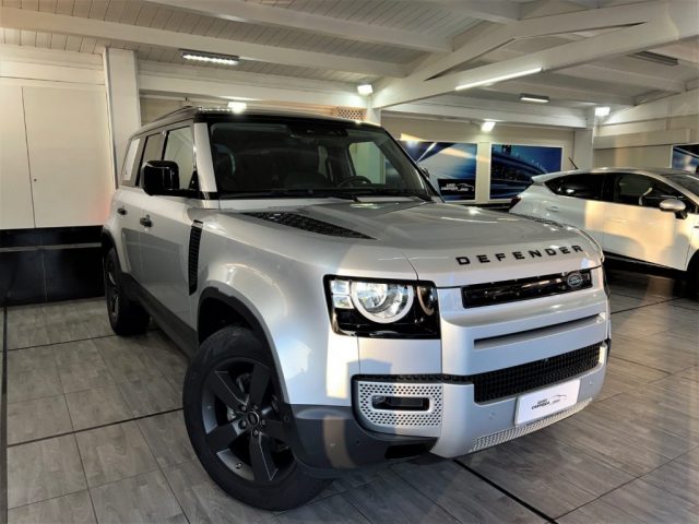 LAND ROVER Defender 110 2.0 SD4 AWD Auto Immagine 4