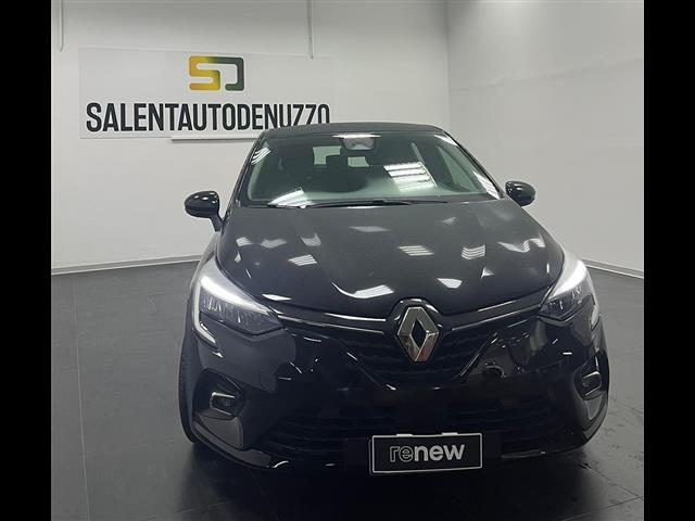 RENAULT Megane Sporter 1.6 E-TECH Plug-in Hybrid Business Immagine 1