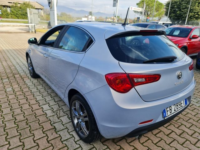 ALFA ROMEO Giulietta 1.6 JTDm-2 120 CV Immagine 2