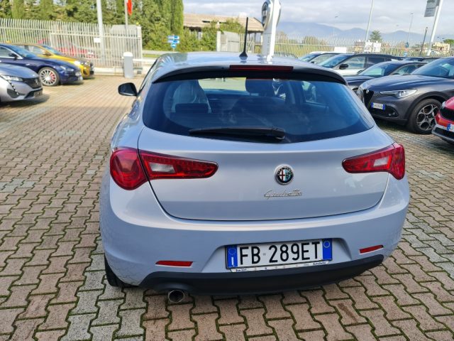 ALFA ROMEO Giulietta 1.6 JTDm-2 120 CV Immagine 3