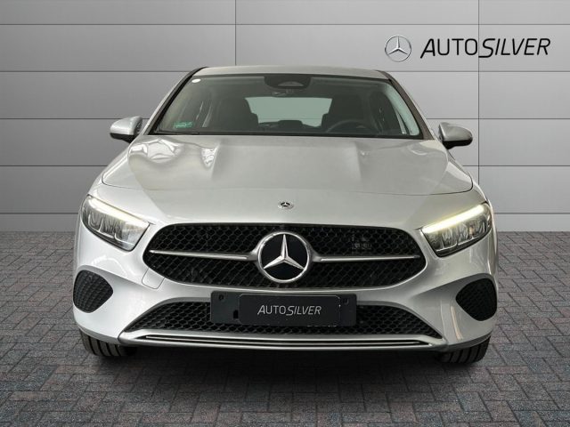 MERCEDES-BENZ A 250 e EQ Auto Progressive Advanced Immagine 2