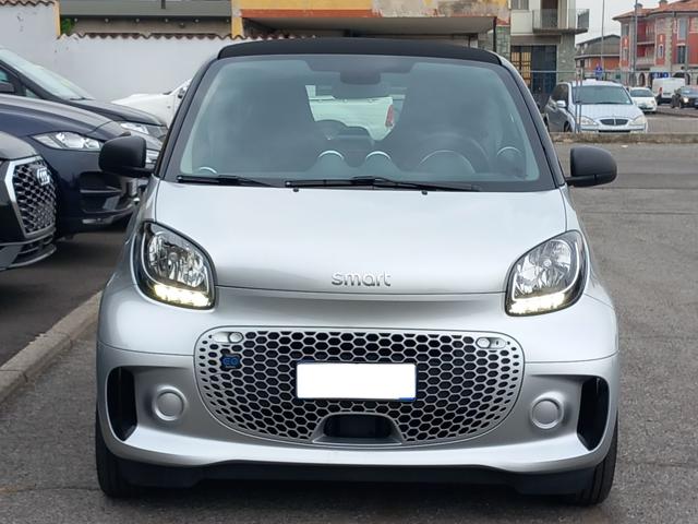 SMART ForTwo EQ Pure NEOPATENTATI - CARICATORE ORIGINALE Immagine 1