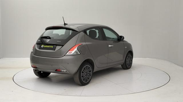 LANCIA Ypsilon 1.0 firefly hybrid Gold s&s 70cv Immagine 4