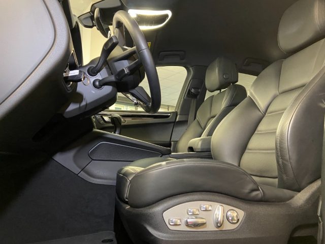 PORSCHE Macan 2.9 S CHRONO + FULL LED + SED. 16 VIEE Immagine 1