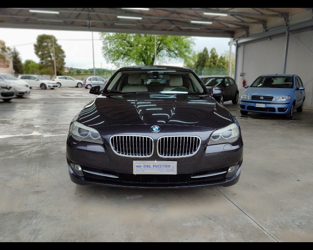 BMW 525 d xDrive Touring Business Immagine 2