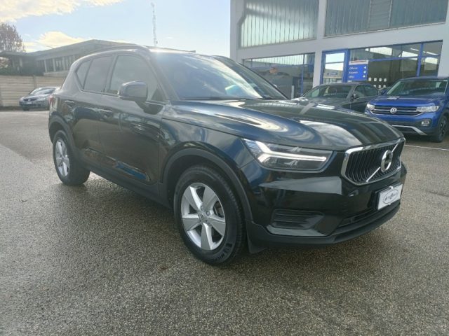 VOLVO XC40 D3 AWD Geartronic Business Plus Immagine 3