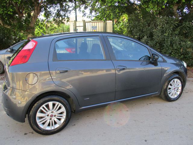 FIAT Grande Punto 1.3 MJT 90 CV 5 porte Dynamic Immagine 3