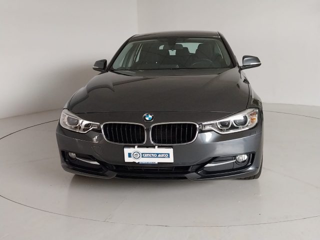 BMW 316 d Touring Sport Unico Proprietario Immagine 1