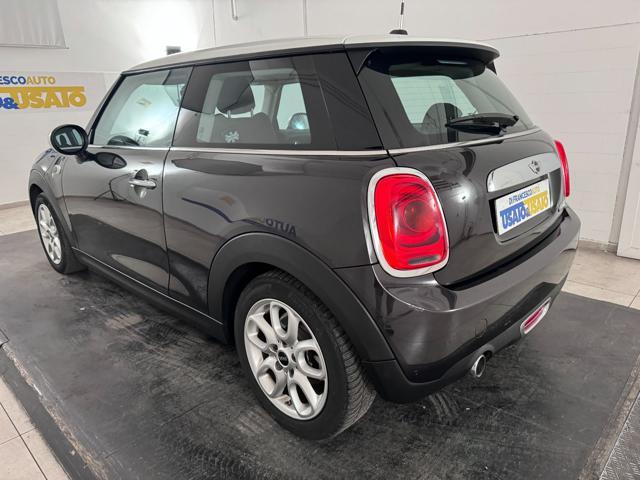 MINI Mini 1.5 Cooper D 3 porte Immagine 1