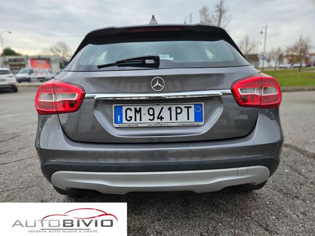 MERCEDES-BENZ GLA 200 d Automatic Business Immagine 4