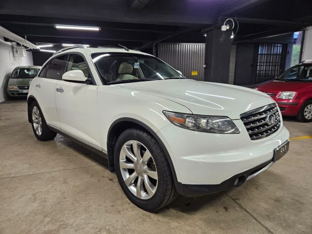 INFINITI FX 35 Immagine 4