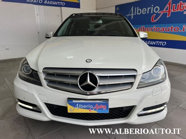 MERCEDES-BENZ C 200 CDI S.W. BlueEFFICIENCY Avantgarde TETTO APRIBILE Immagine 1