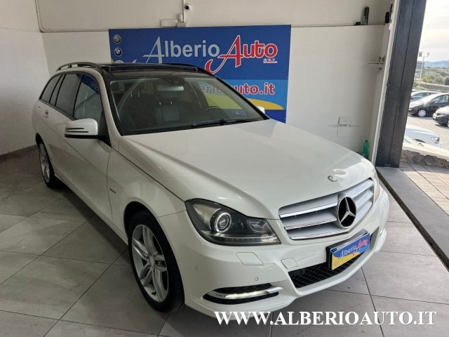 MERCEDES-BENZ C 200 CDI S.W. BlueEFFICIENCY Avantgarde TETTO APRIBILE Immagine 2