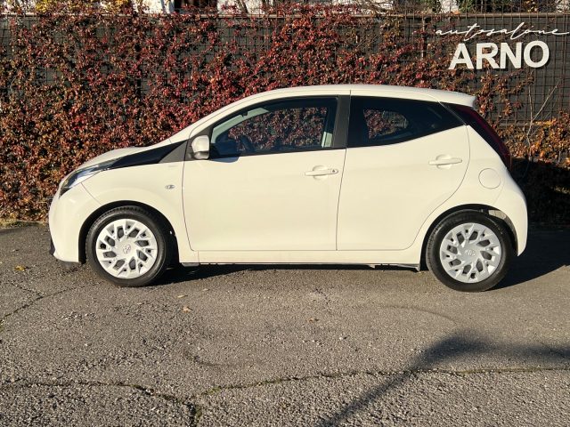 TOYOTA Aygo 1.0 VVT-i 72 CV 5 porte x-fun MMT CAMBIO AUTOMATIC Immagine 3