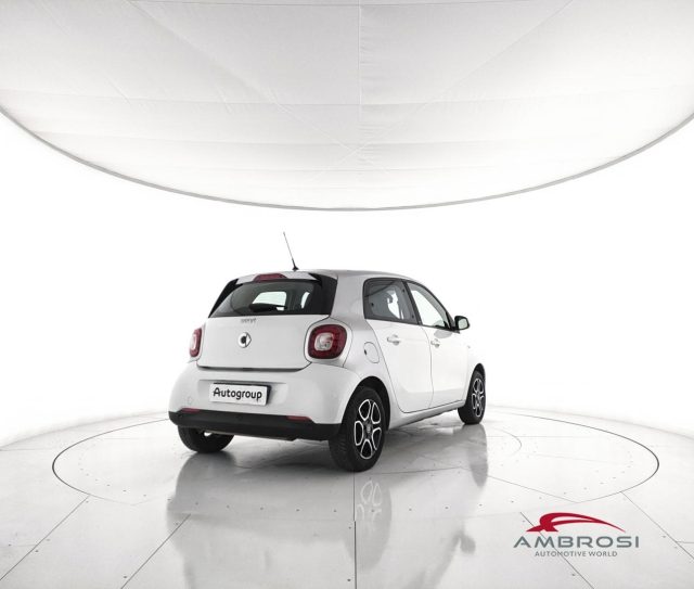 SMART ForFour 70 1.0 twinamic Passion Immagine 2
