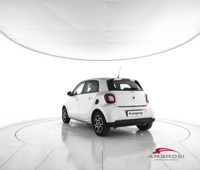 SMART ForFour 70 1.0 twinamic Passion Immagine 3