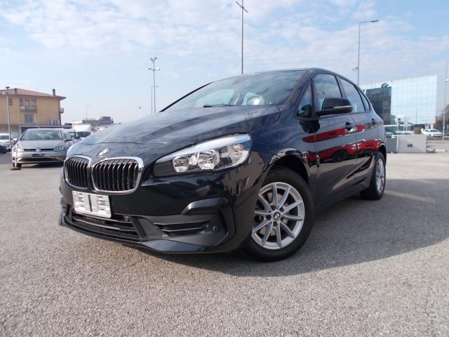 BMW 216 d Active Tourer Business Immagine 1