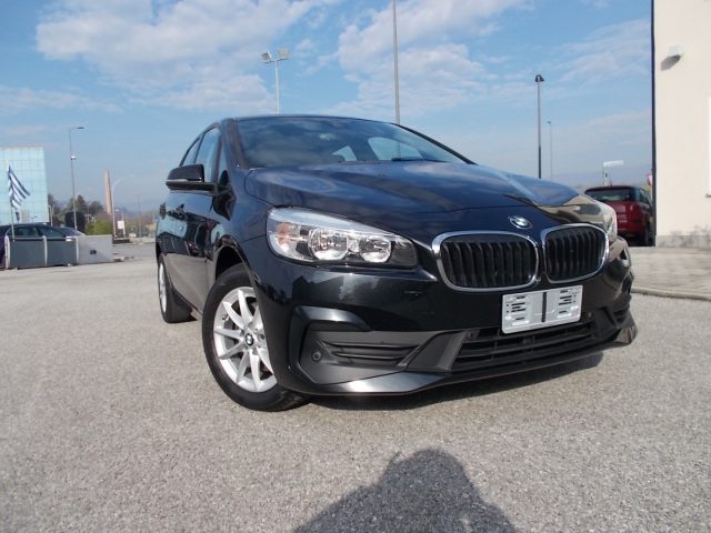 BMW 216 d Active Tourer Business Immagine 2