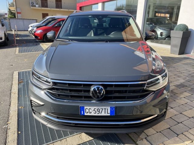 VOLKSWAGEN Tiguan 2.0 TDI 150 CV SCR DSG Life  LED-APP CONN.-ACC-18" Immagine 1