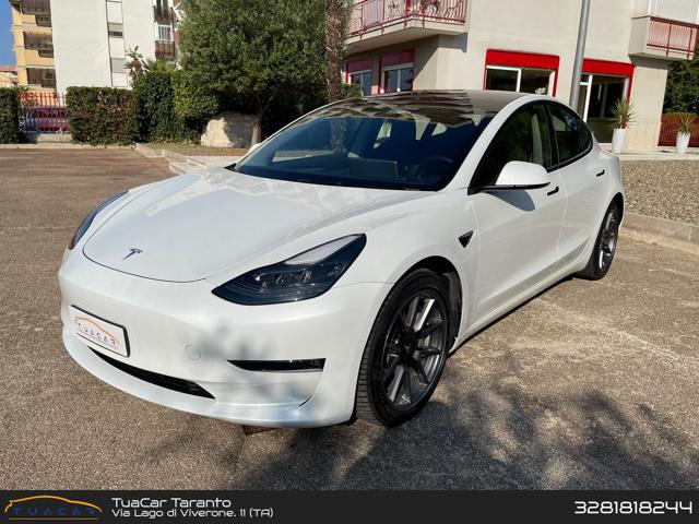 TESLA Model 3 -- Long Range Immagine 0