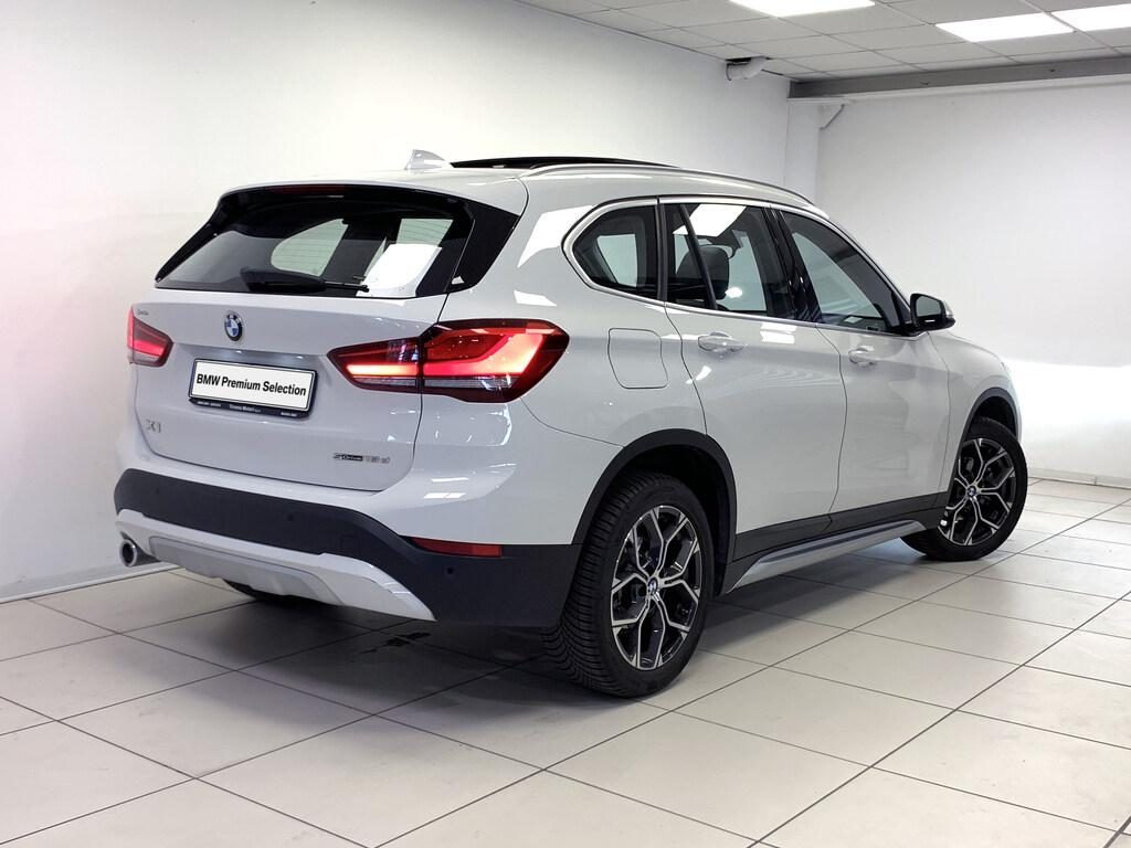 BMW X1 sDrive16d xLine - 2
