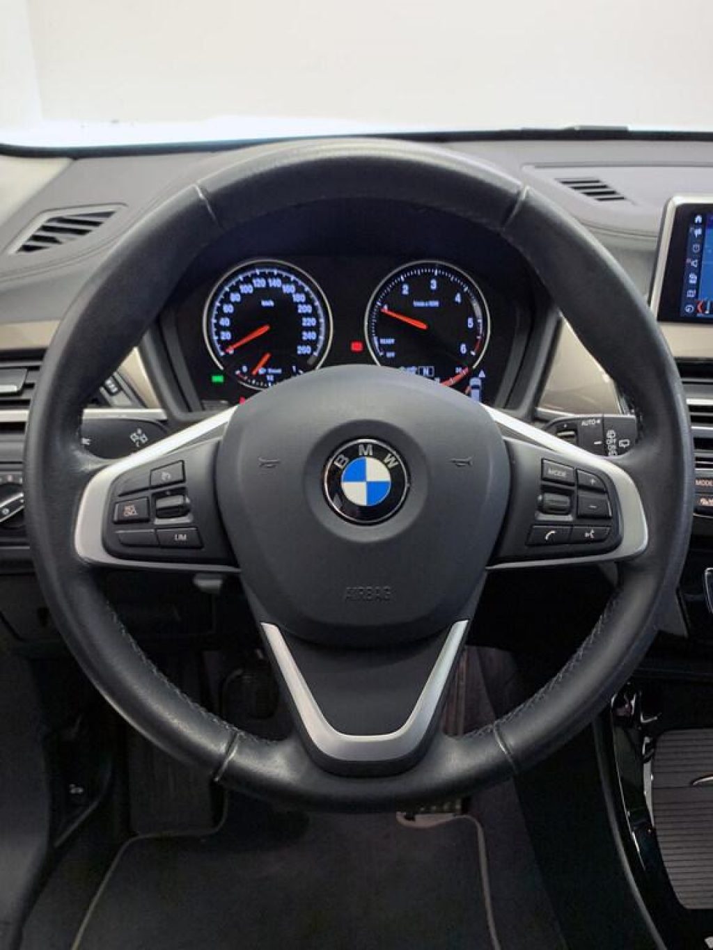 BMW X1 sDrive16d xLine - 7