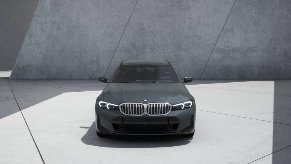 BMW 316 d 48V Touring Msport - 3