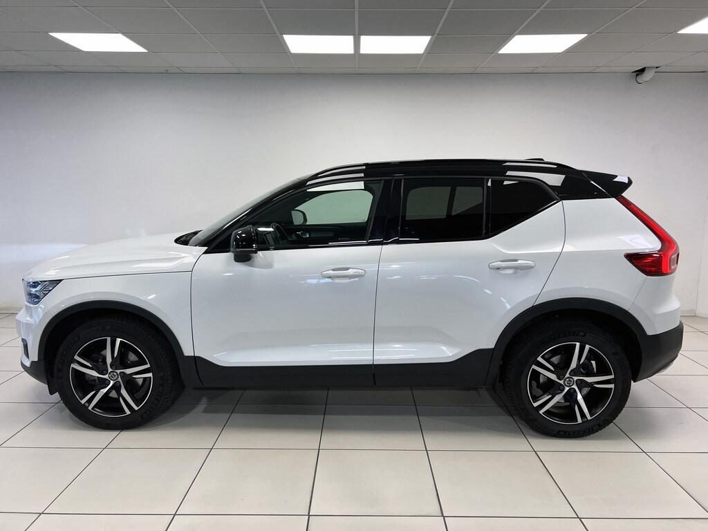 VOLVO XC40 D4 R-design AWD - 3