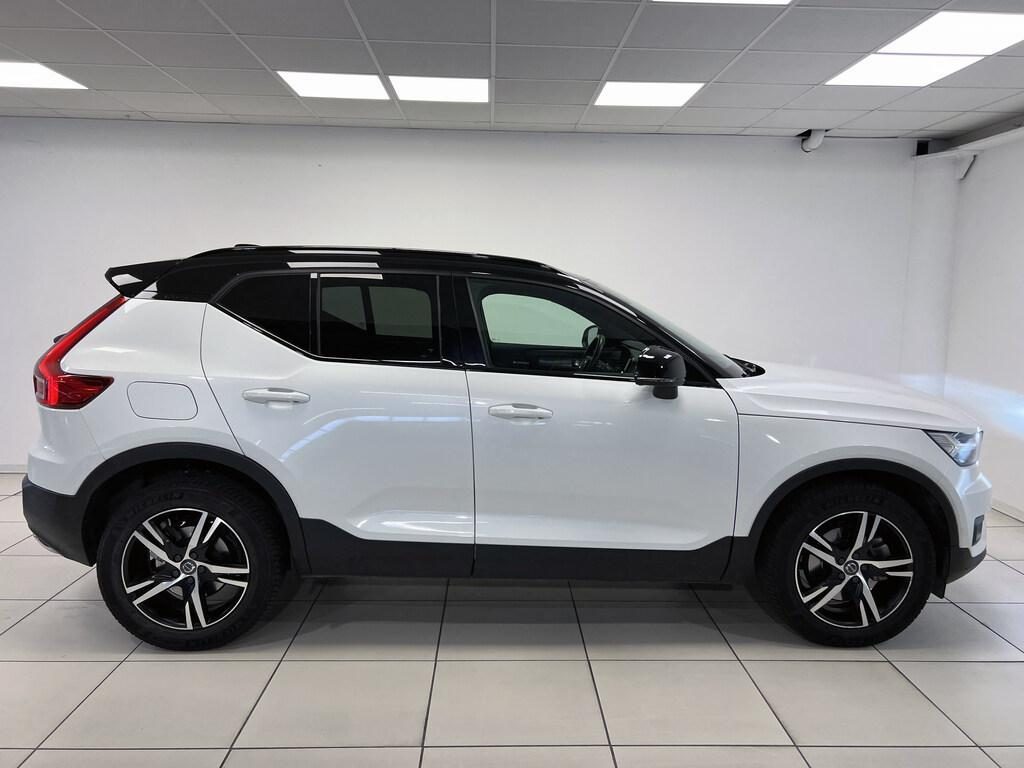 VOLVO XC40 D4 R-design AWD - 4